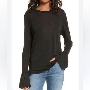 FRAME Ruffle Cuff Linen Top